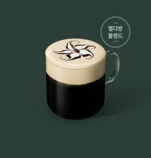 스타벅스 1호점 크림 라떼